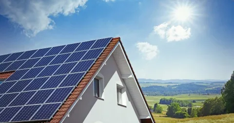 Taxe prosumer : le photovoltaïque est-il toujours rentable ?
